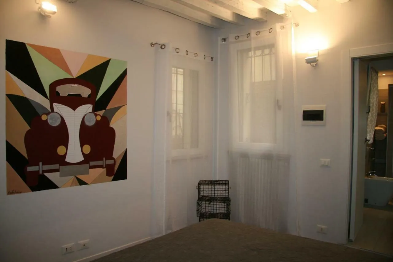 Garage36 Appartement Parma 0*,