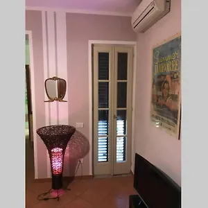  Appartamento Aperitivo In Terrazza Vicinissimo Al Centro.